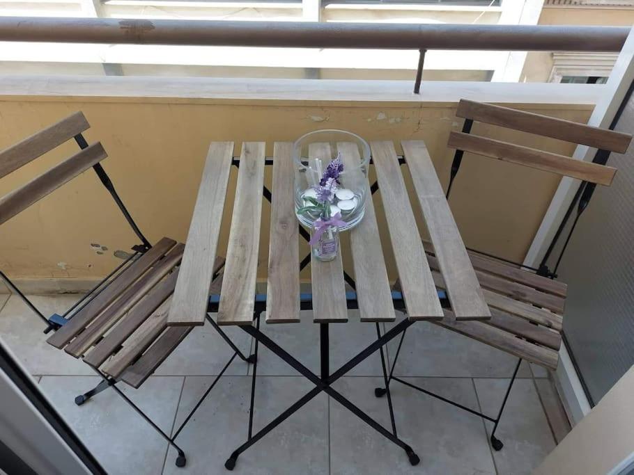 Small Apartment In The Heart Of Piraeus! Notara 43 Eksteriør billede